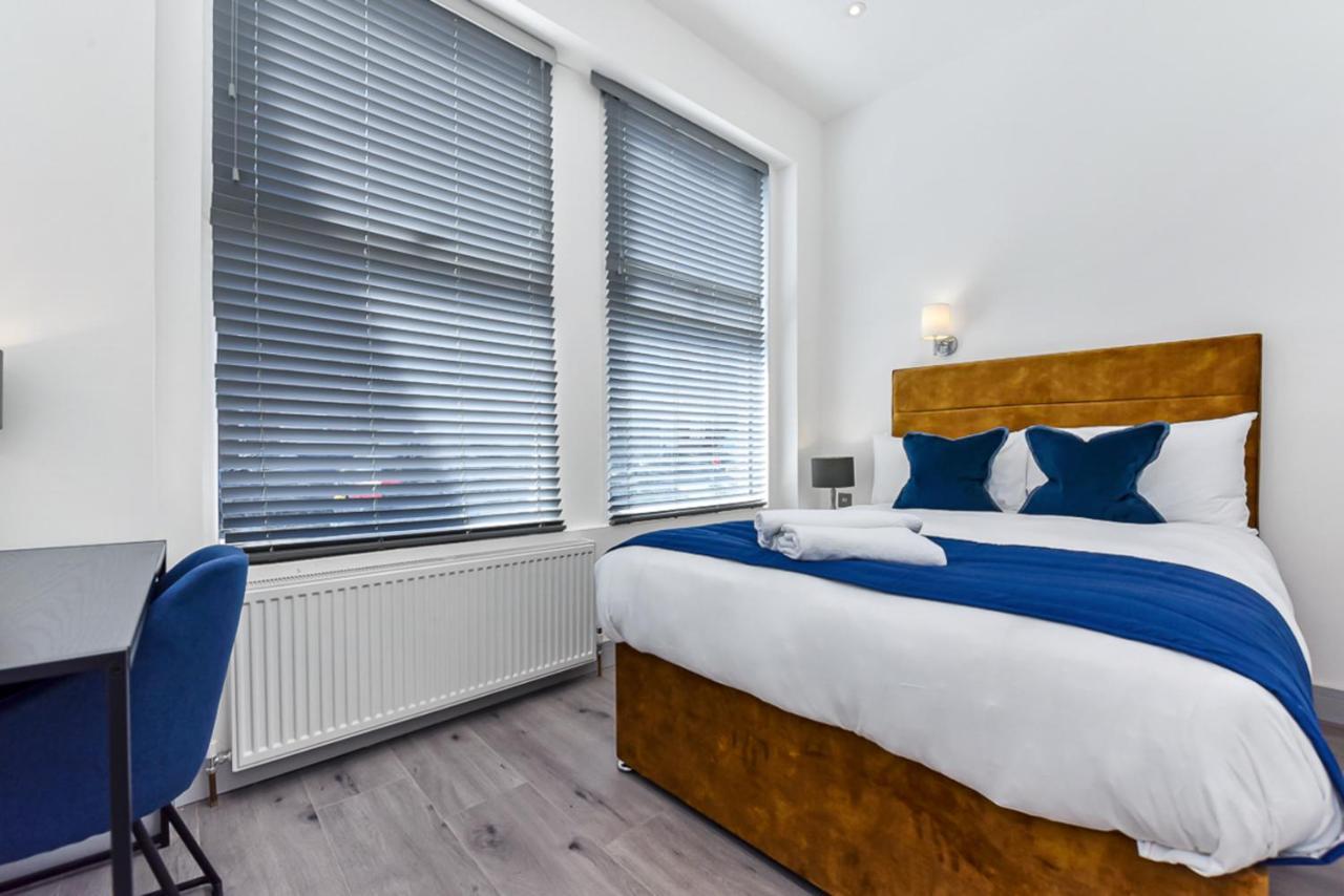 Lovely 2 Bedroom Apartment In Greater Londra Esterno foto